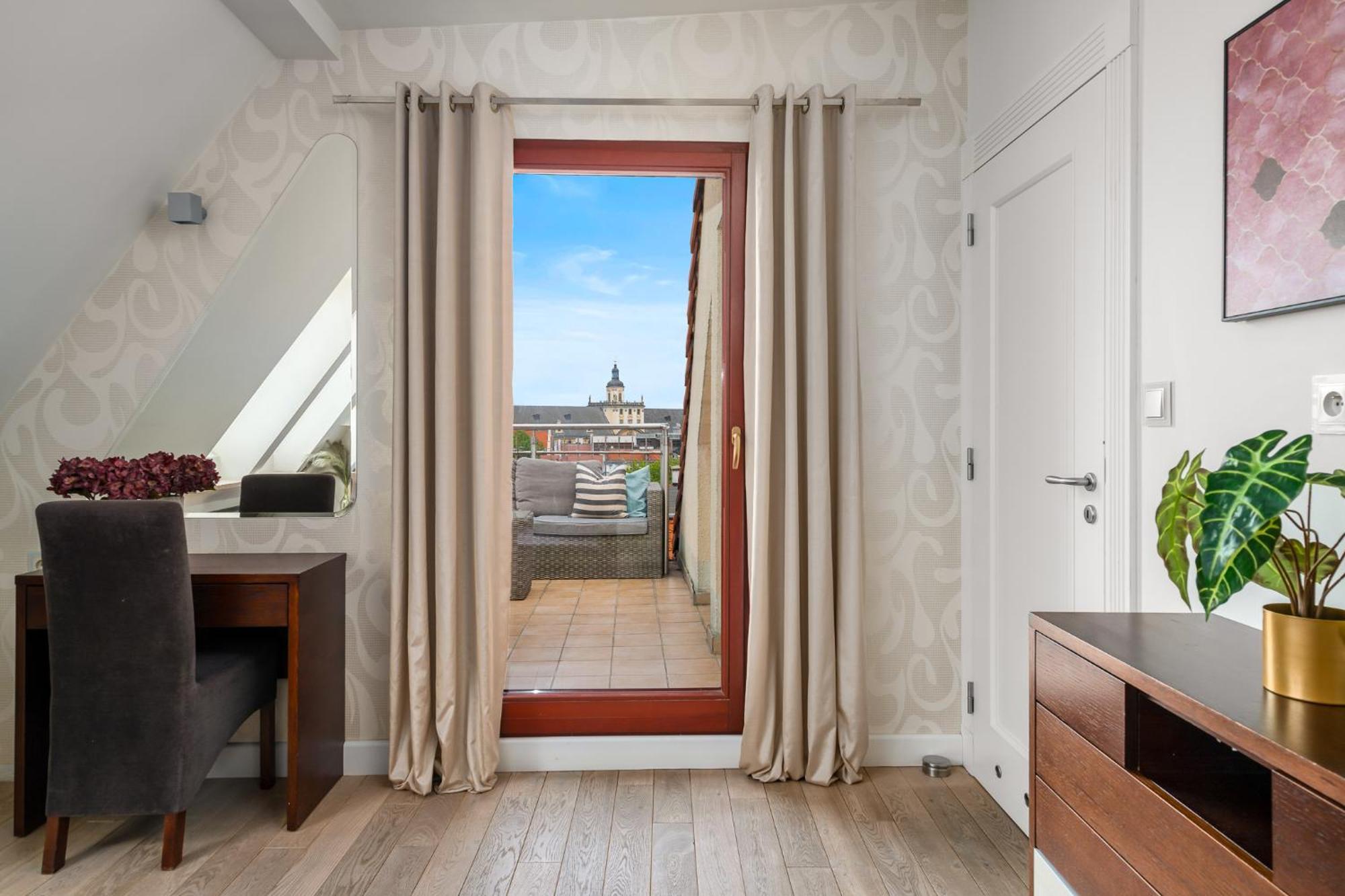 Panorama View -lux 100m2 With Terrace As Rynek510 * Breslau
